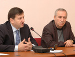 Meeting of the DS Director Vahe Gabrielyan with the students of the YSU International Relations Department