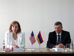 Հանդիպում ՀՀ-ում ԱՄՆ դեսպան Քրիստինա Ալիսոն Քվինի հետ